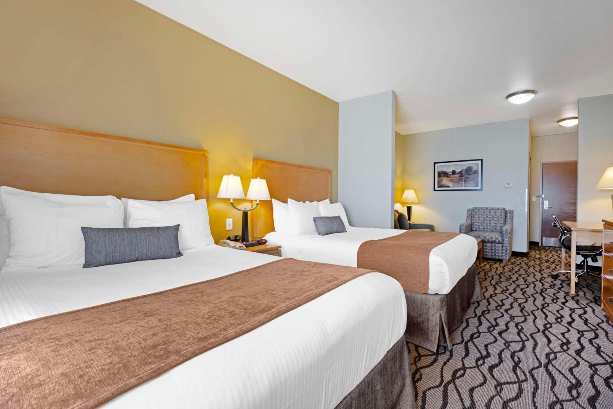 Best Western Plus Guymon Hotel And Suites Exterior photo
