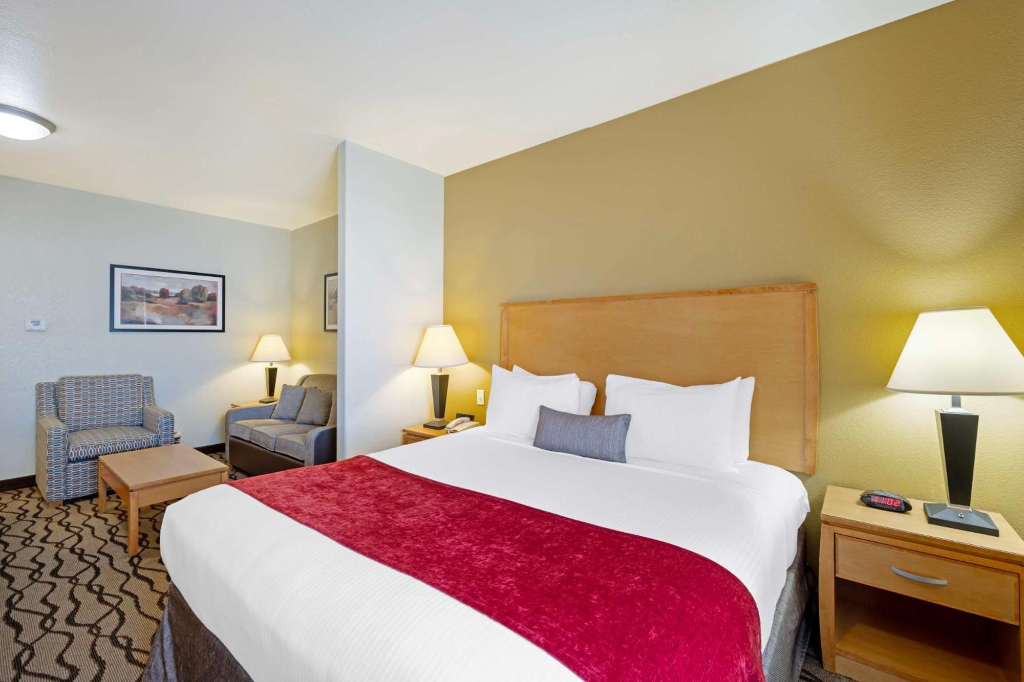 Best Western Plus Guymon Hotel And Suites Exterior photo